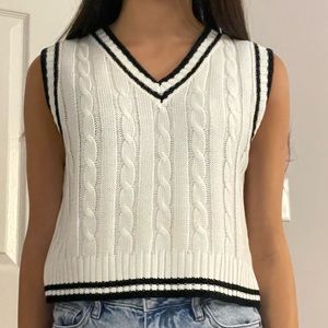 Shein knit sweater size small